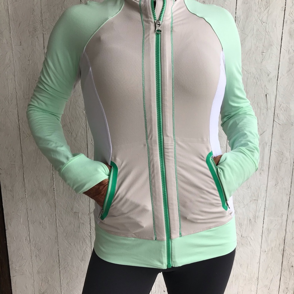 Lululemon Run jacket, size Small